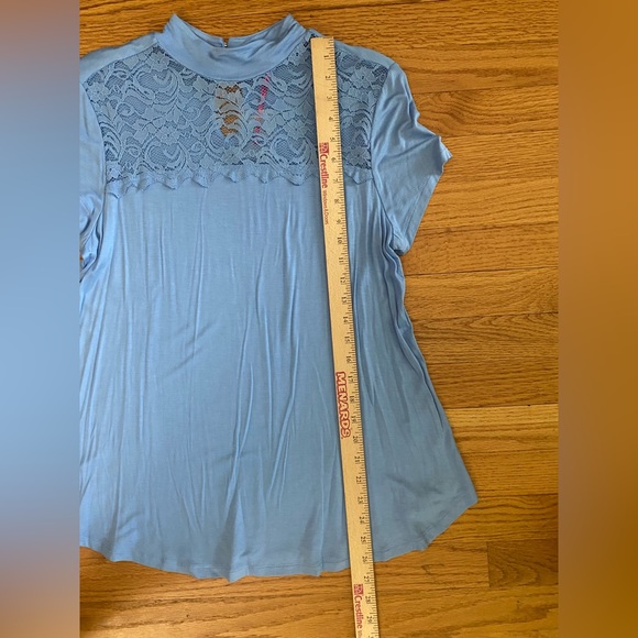 Candie’s Lace Top Shirt Juniors Large Blue Mock Neck Tee Button Closure NWOT - Picture 9 of 9